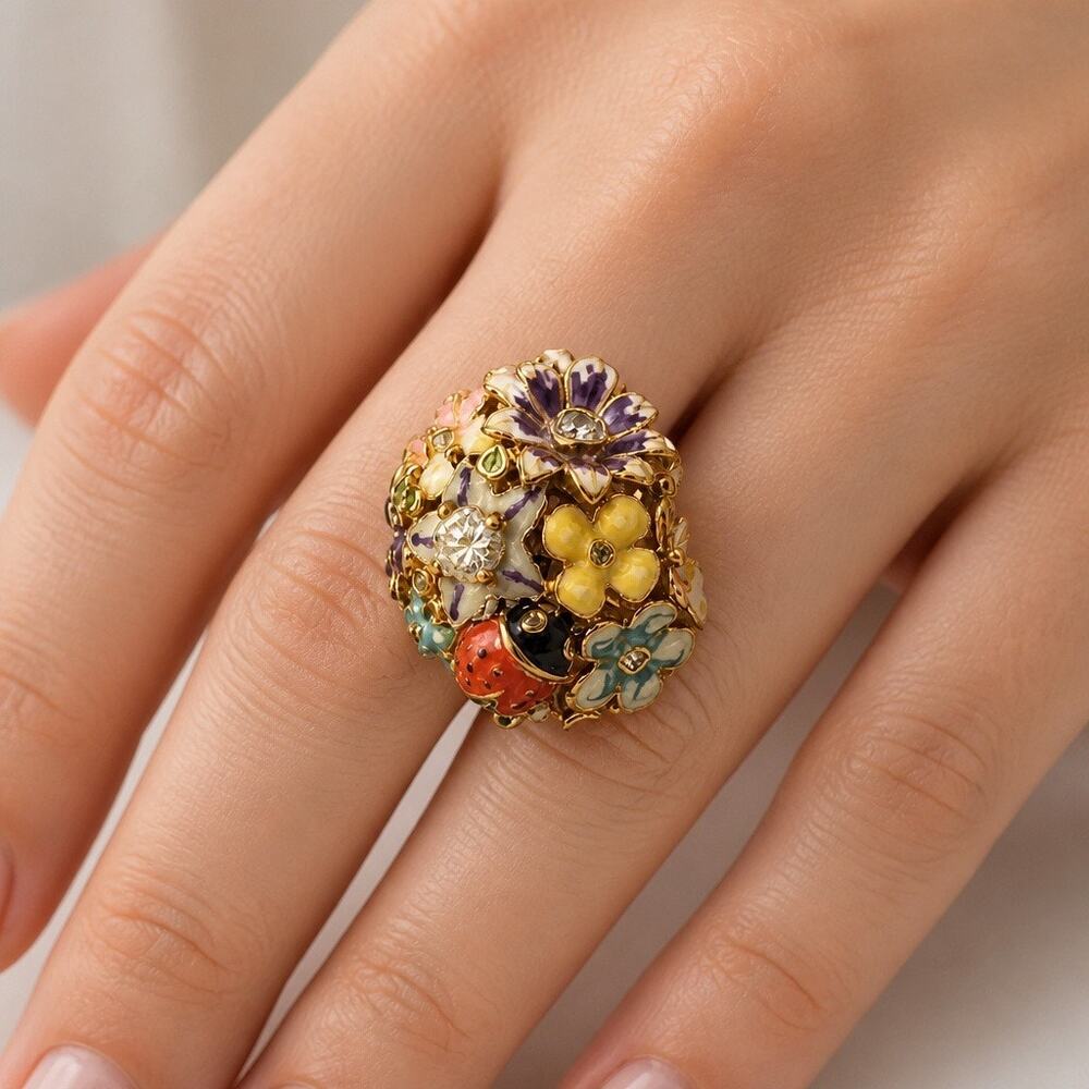 Vintage 1960’s in the style of Kenneth Jay Lane “Garden Party"  Ring - Picture 2 of 2